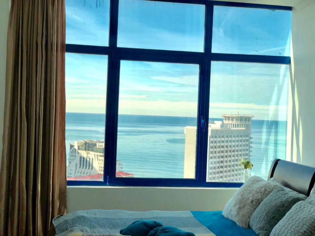 Cozy Bright Apartment With Amazing Sea View Батуми Экстерьер фото